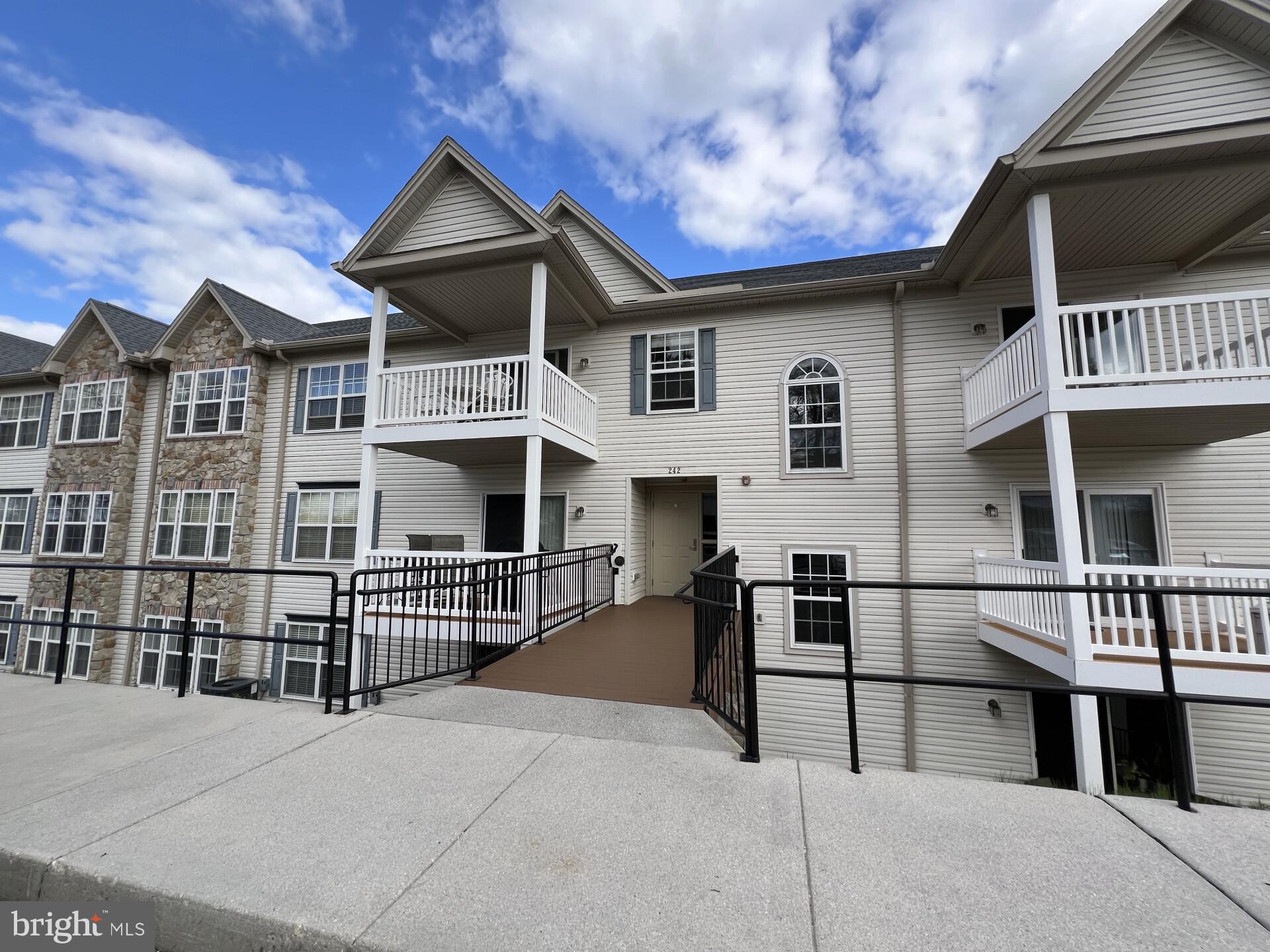 NEW FREEDOM VIEW - Residential