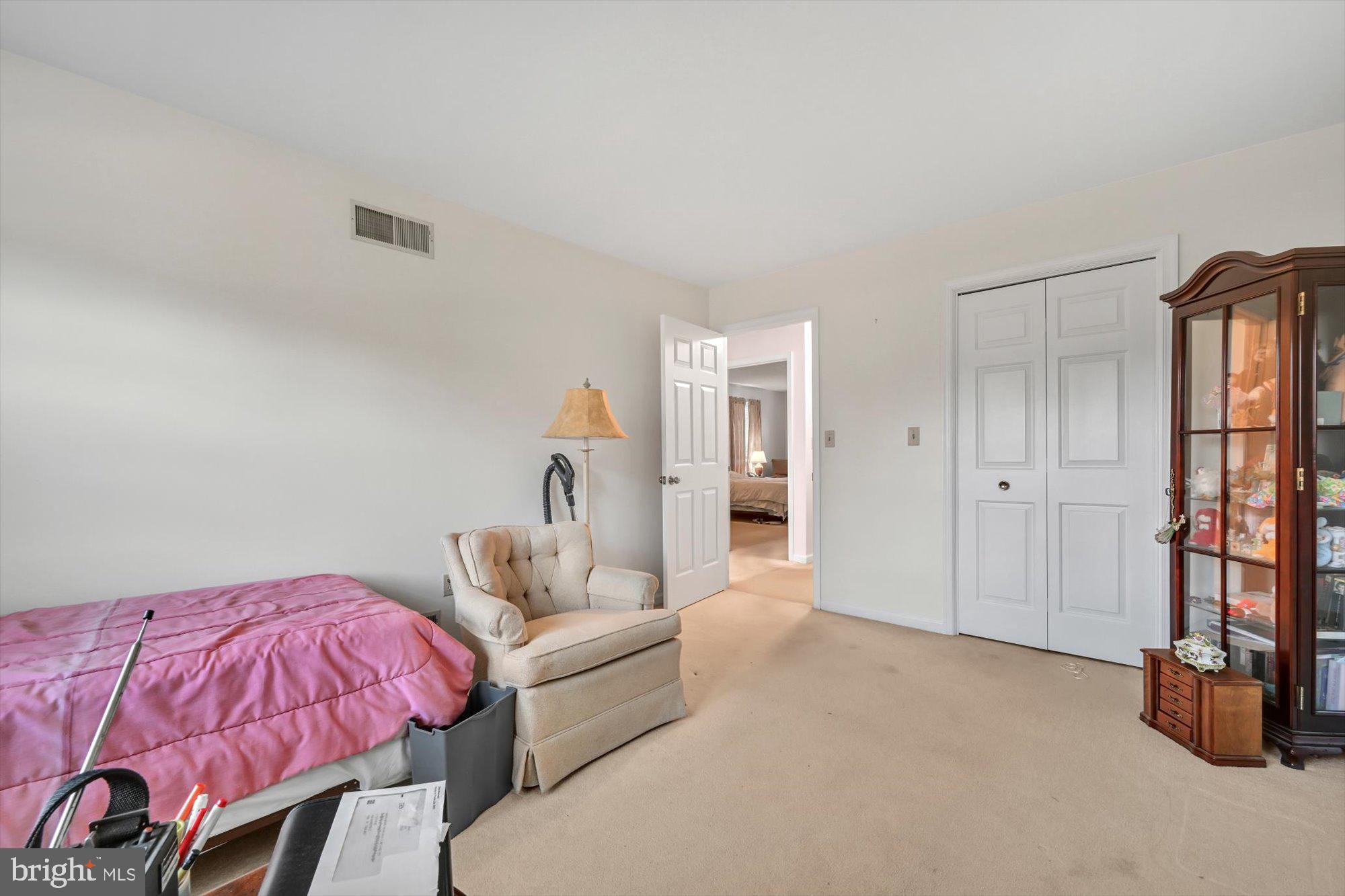 STONEGATE VILLAGE CONDO - Residential