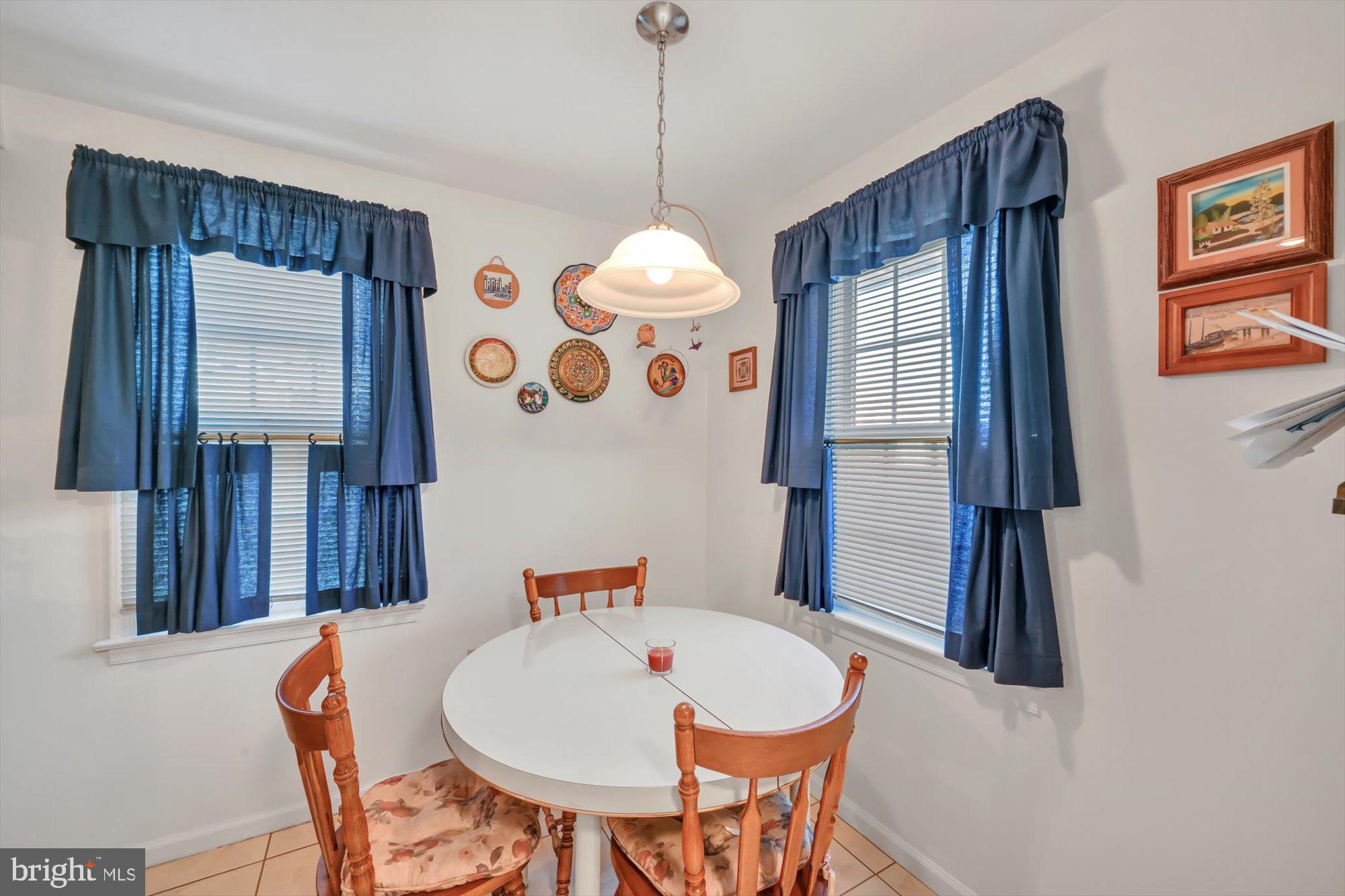 STONEGATE VILLAGE CONDO - Residential