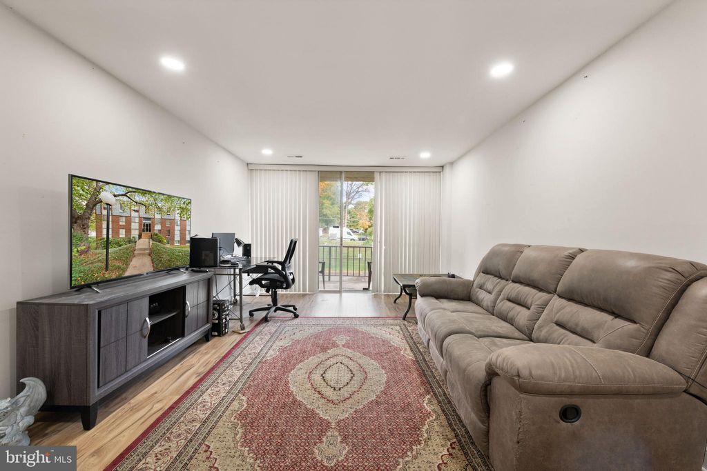 Photo of 3914 Bel Pre Road #3914, SILVER SPRING, MD 20906 (MLS # MDMC2206506)