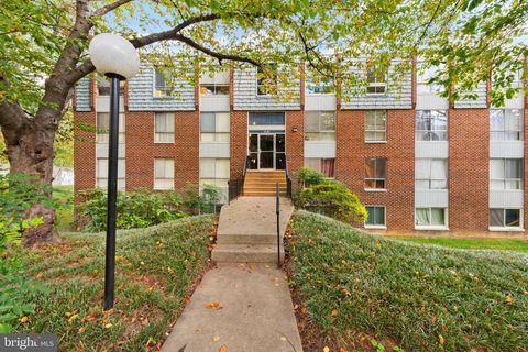 Photo of 3914 Bel Pre Road #3914, SILVER SPRING, MD 20906 (MLS # MDMC2206506) Photo of 3914 Bel Pre Road #3914, SILVER SPRING, MD 20906 (MLS # MDMC2206506)
