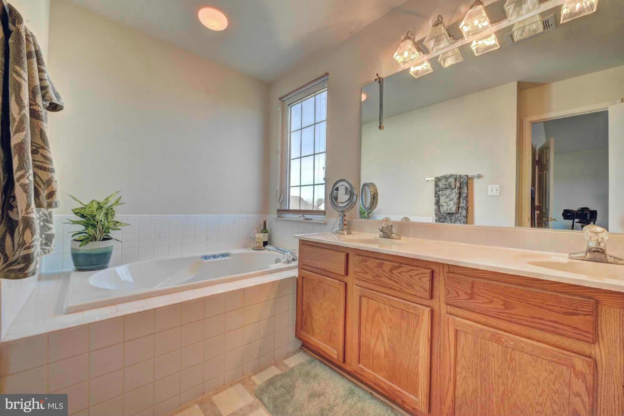 BRAEMAR/DUCHARME - Residential