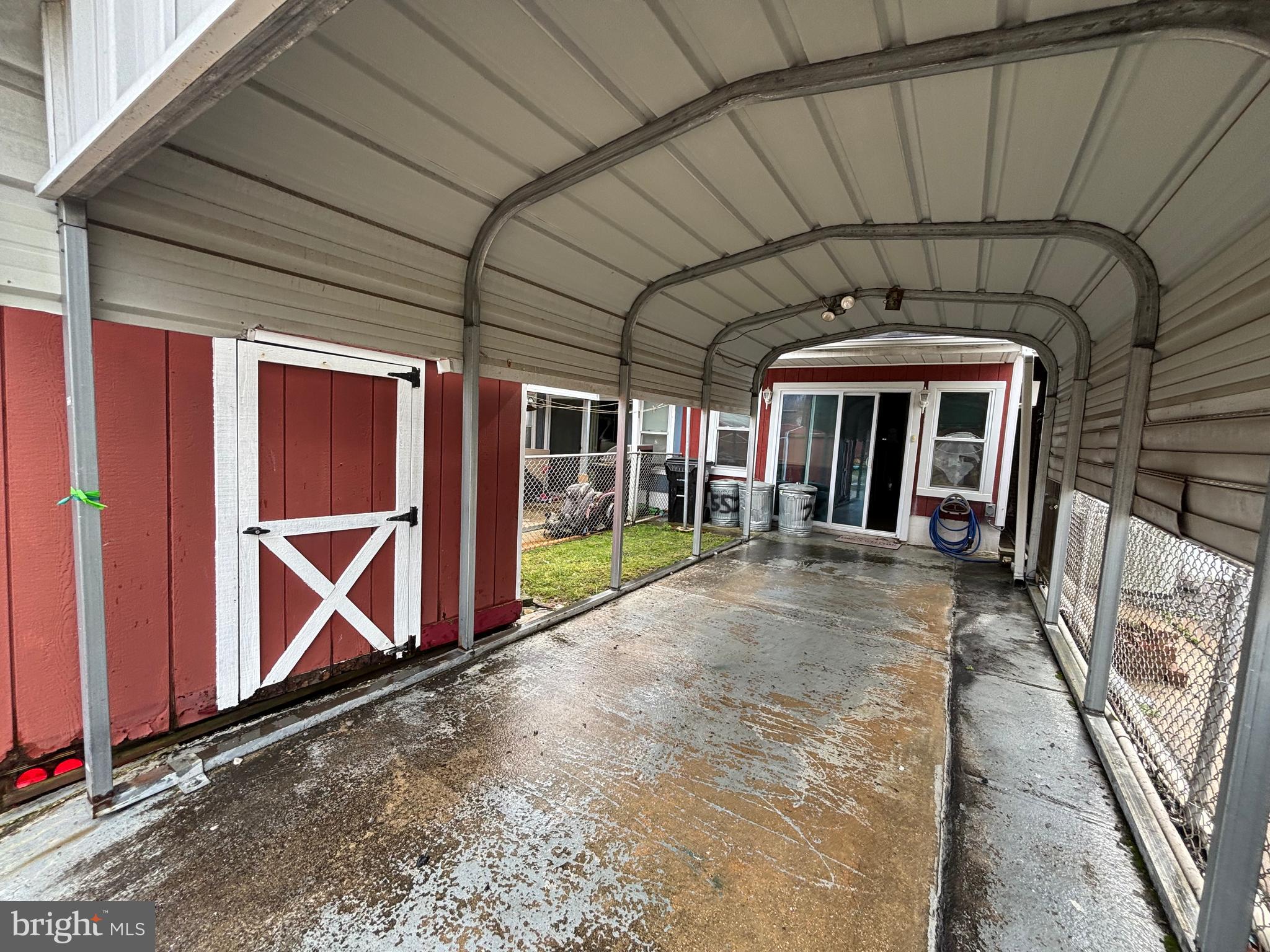 GRAY MANOR - Residential