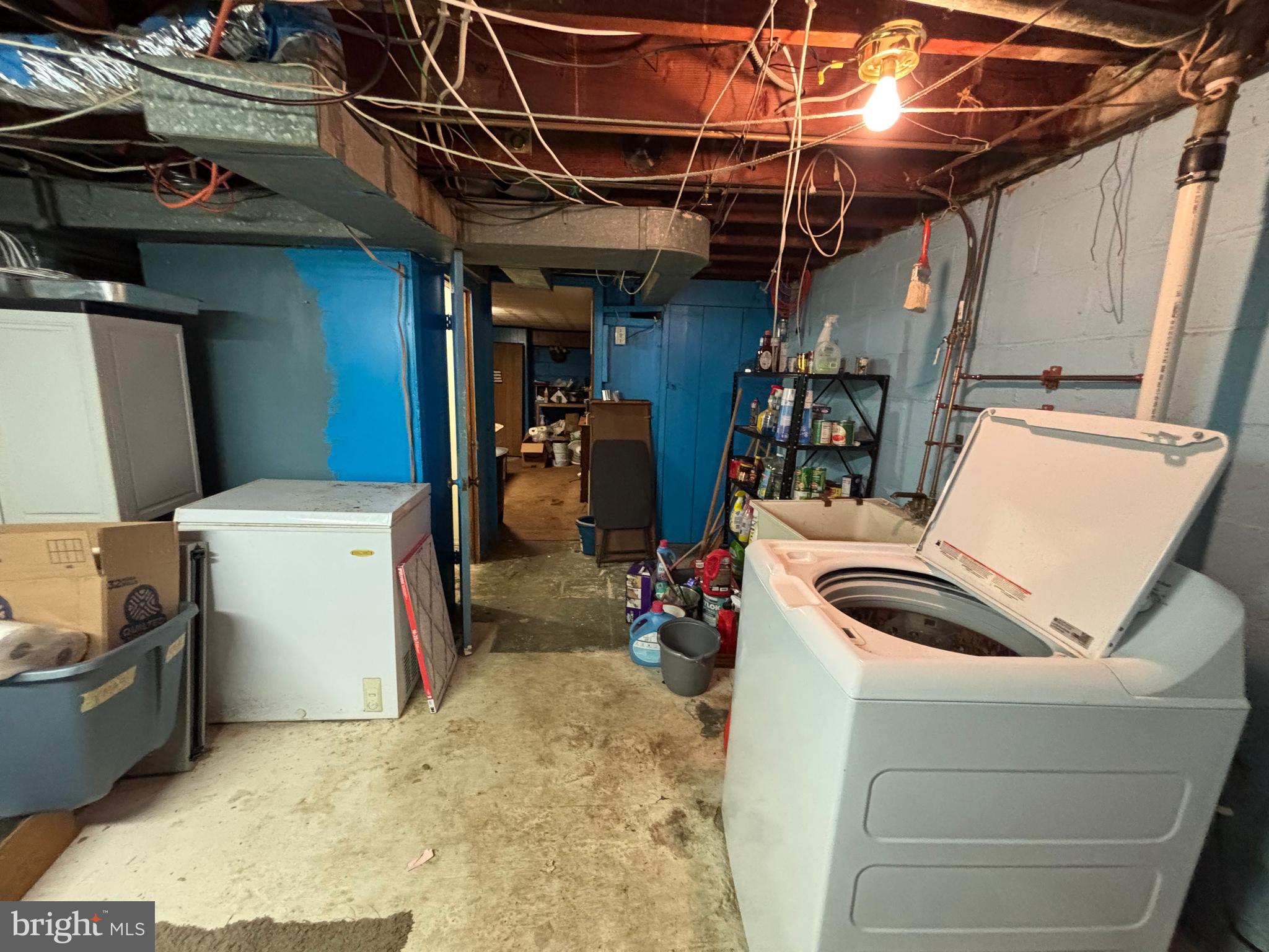 GRAY MANOR - Residential