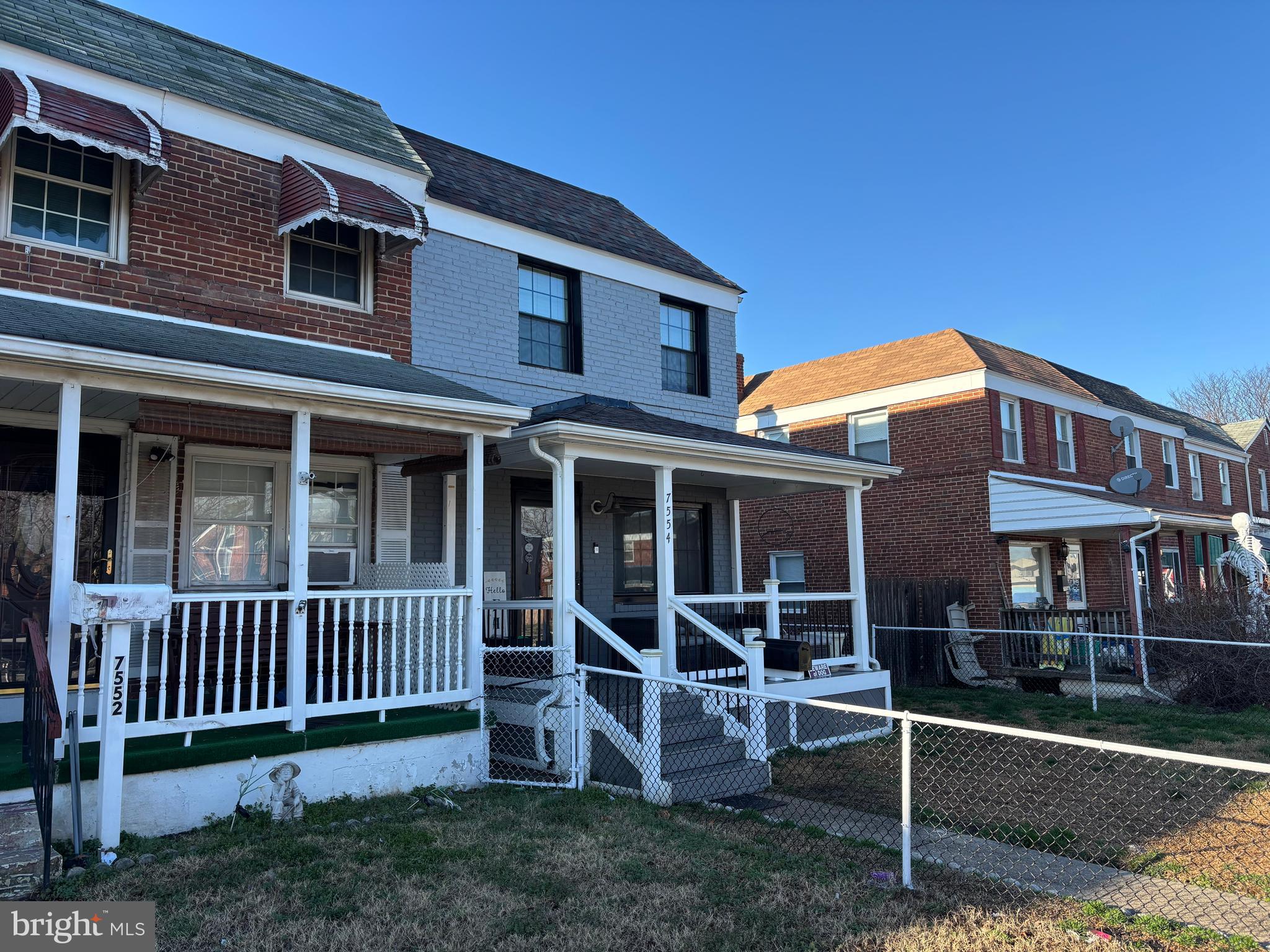 GRAY MANOR - Residential