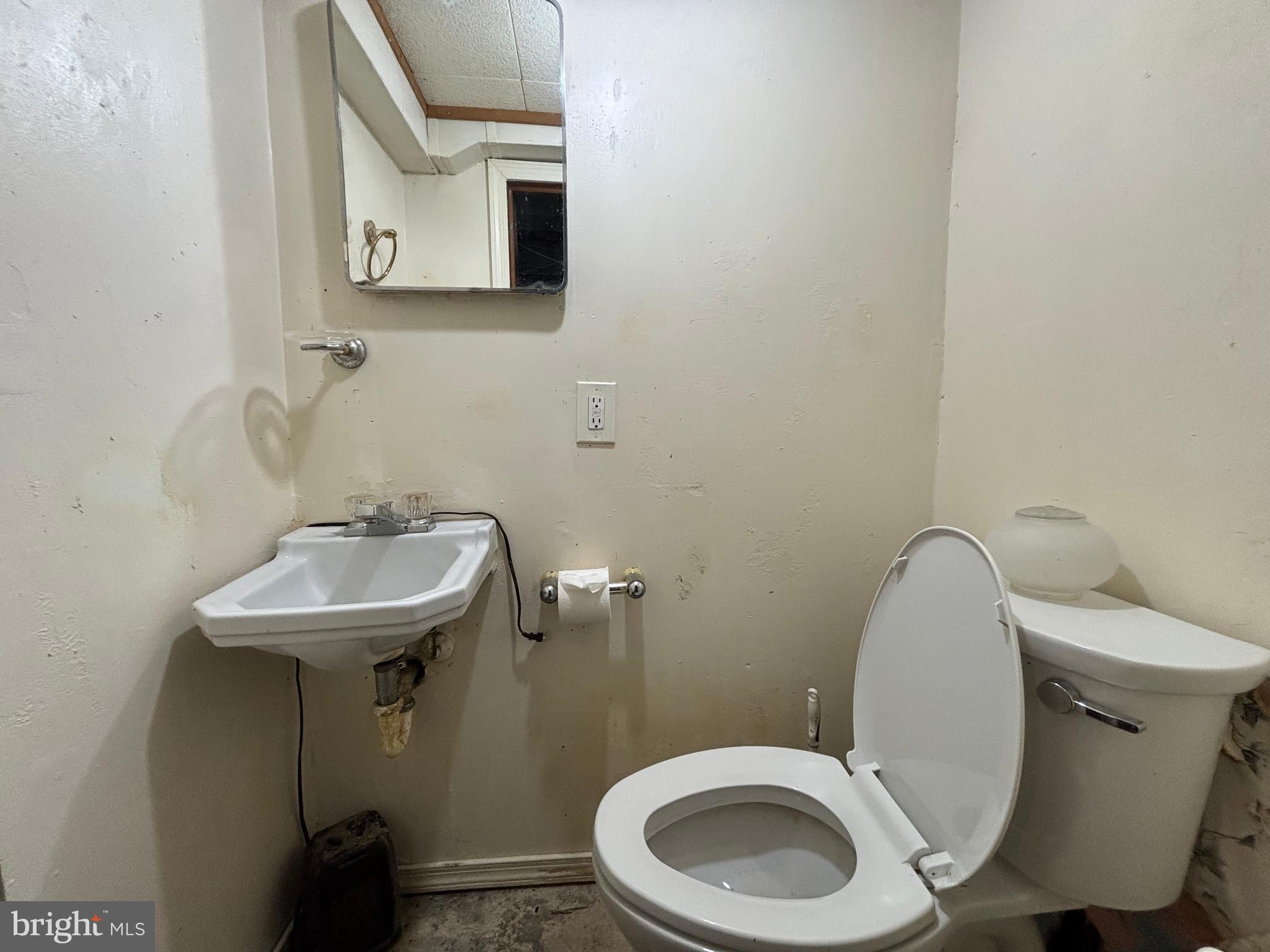 GRAY MANOR - Residential