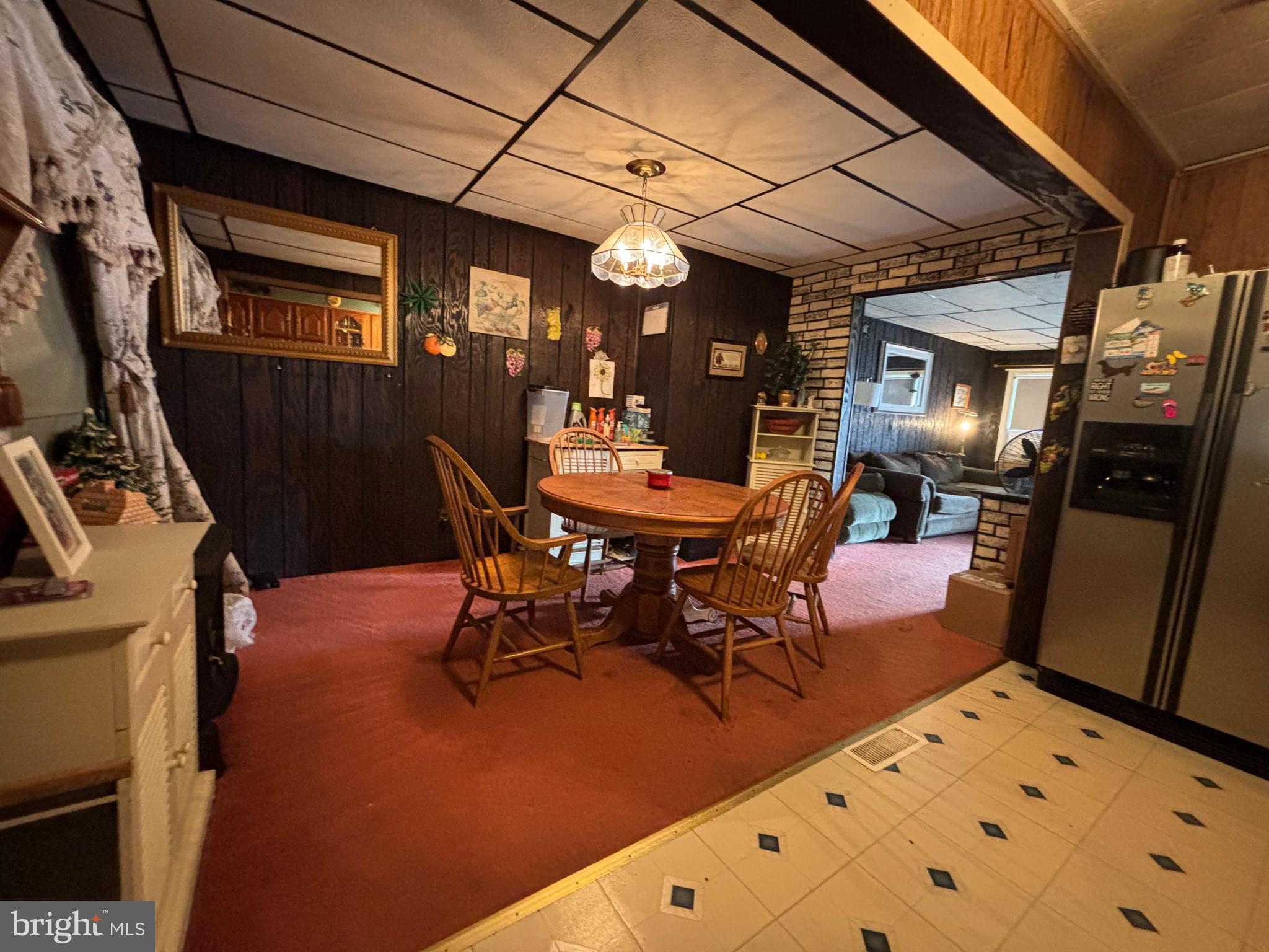 GRAY MANOR - Residential