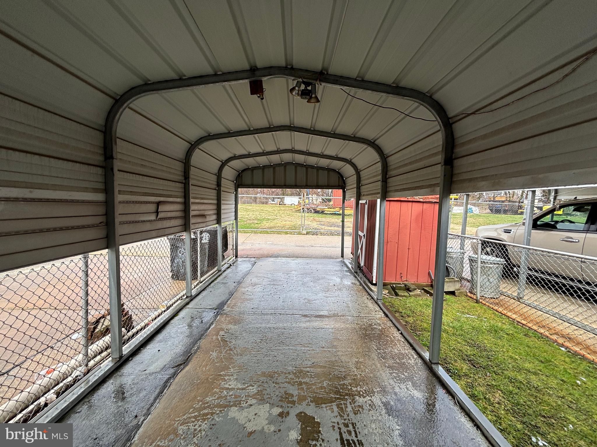 GRAY MANOR - Residential