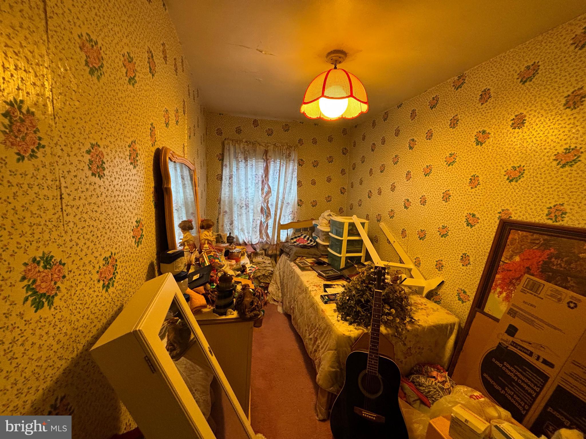 GRAY MANOR - Residential