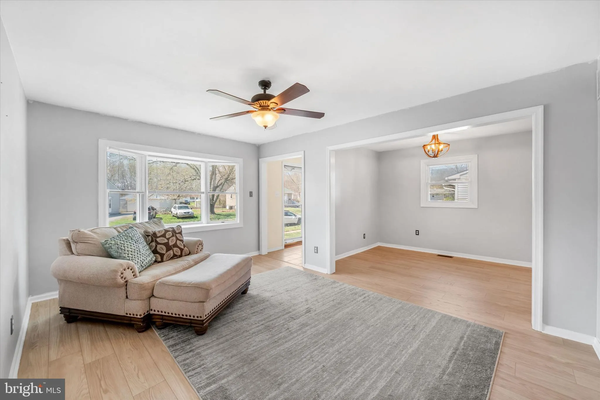 New Castle, Delaware 19720, United States, 4 Bedrooms Bedrooms, ,2 BathroomsBathrooms,Residential,Contingent,100334