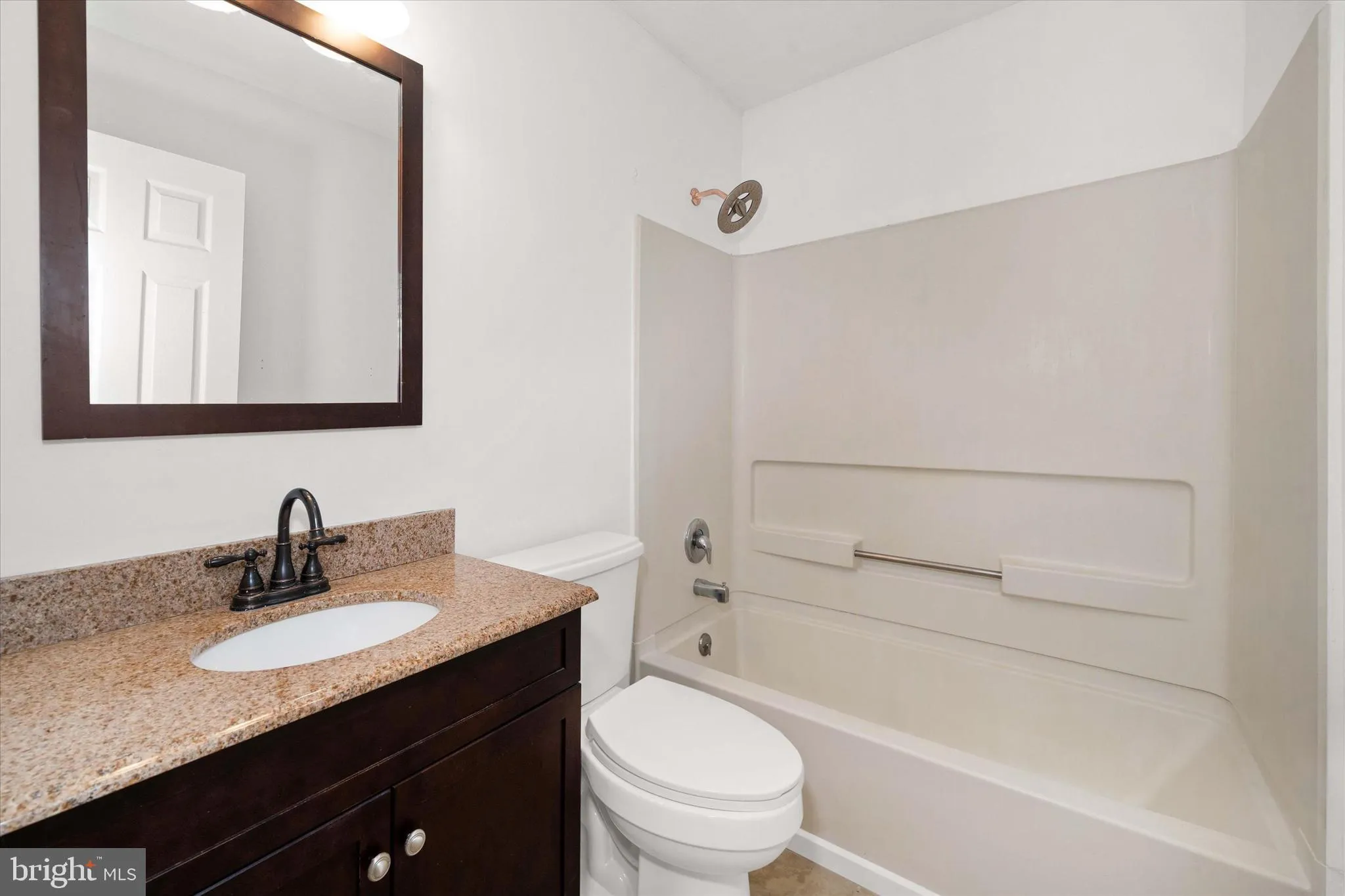 New Castle, Delaware 19720, United States, 4 Bedrooms Bedrooms, ,2 BathroomsBathrooms,Residential,Contingent,100334