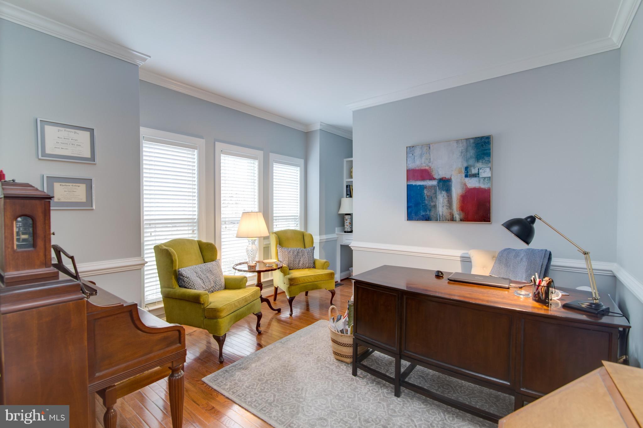 VIRGINIA OAKS - Residential