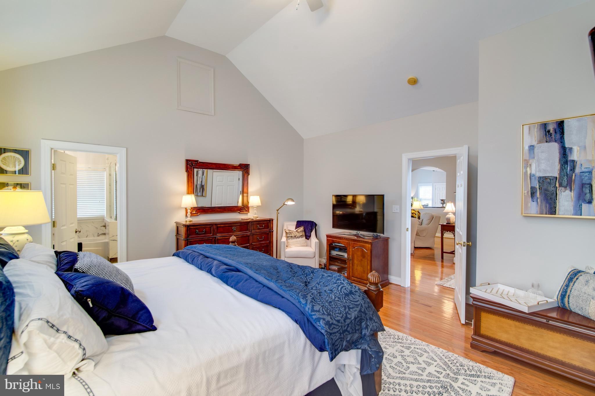 VIRGINIA OAKS - Residential