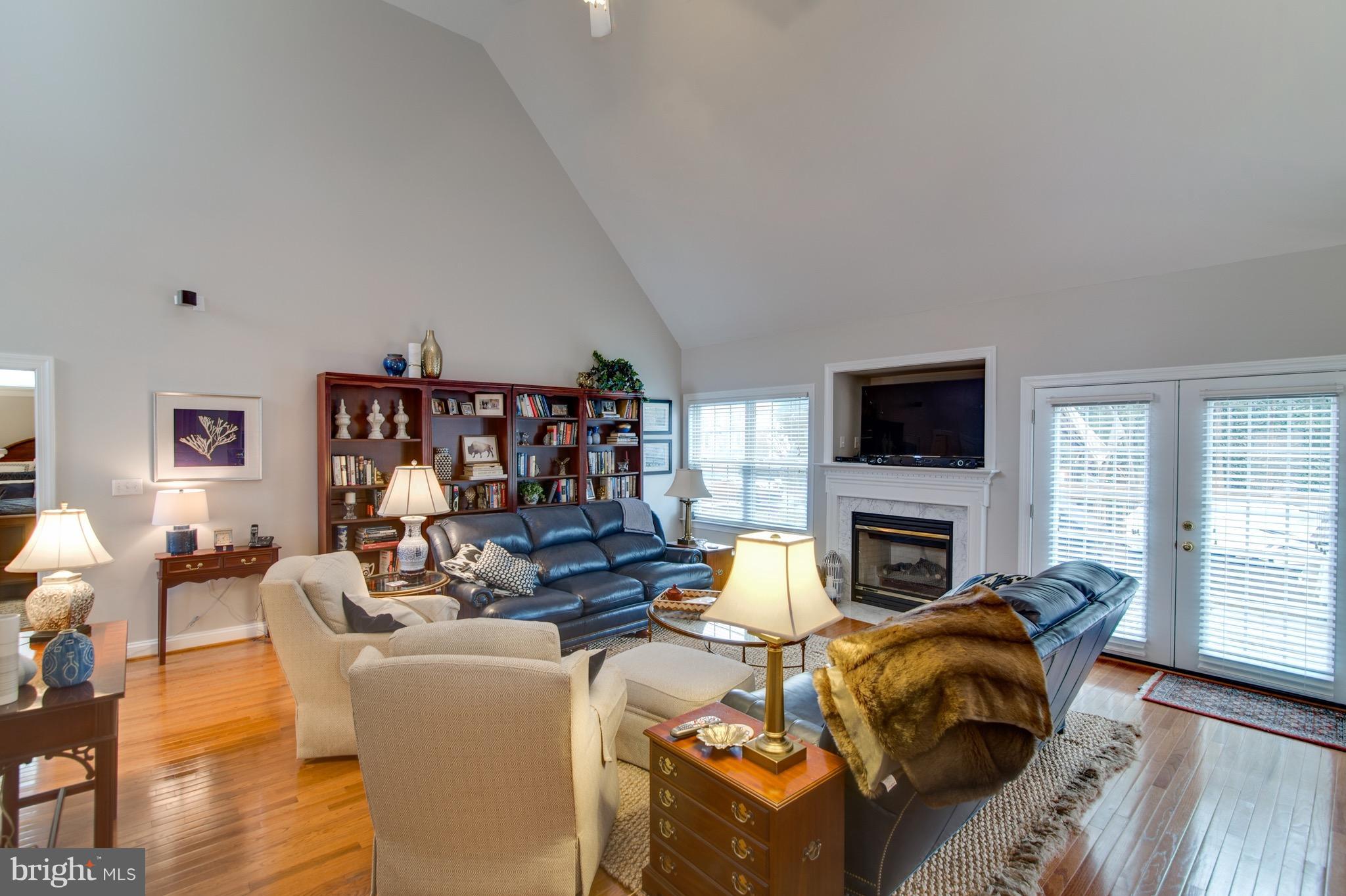 VIRGINIA OAKS - Residential