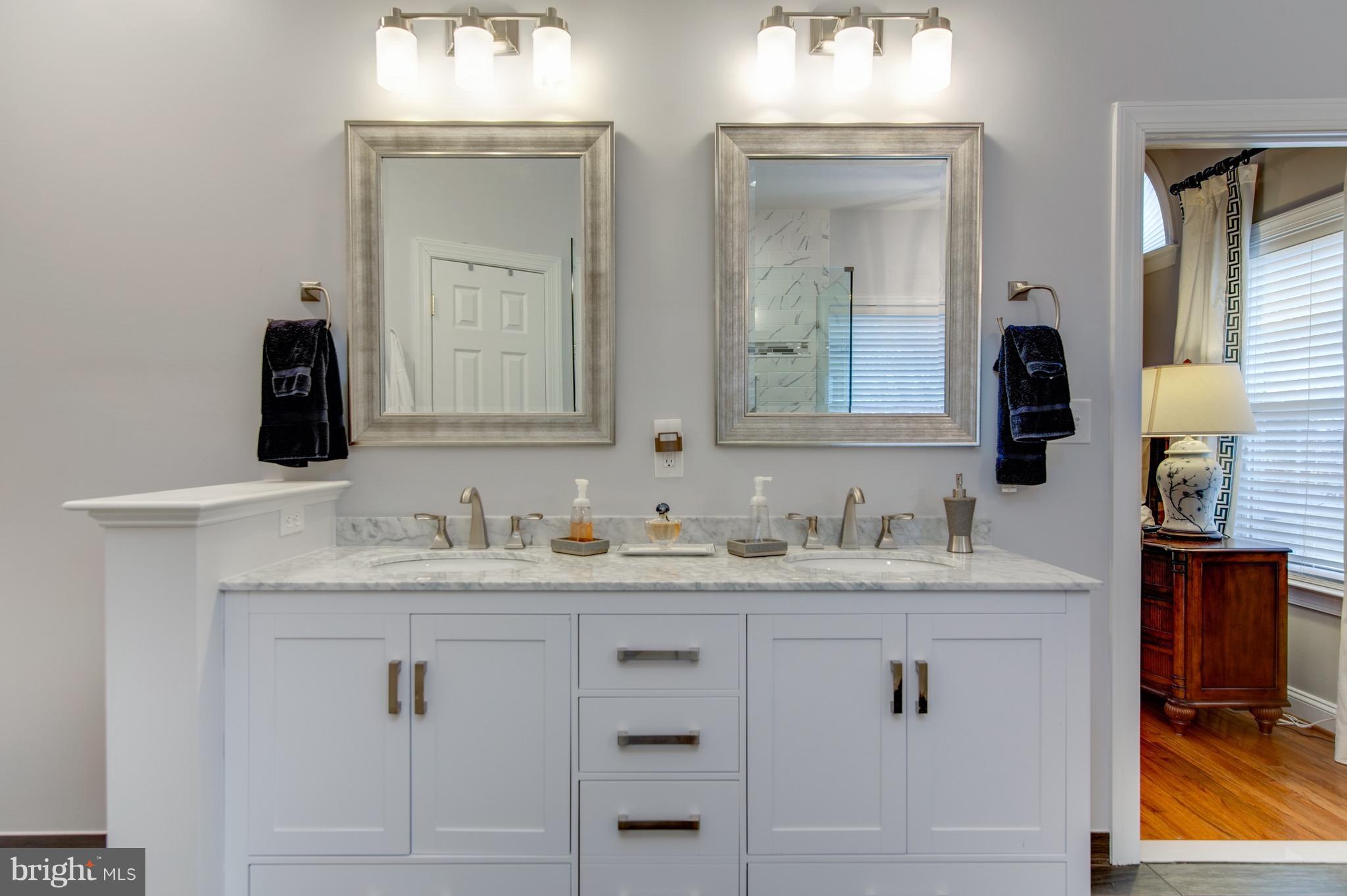 VIRGINIA OAKS - Residential