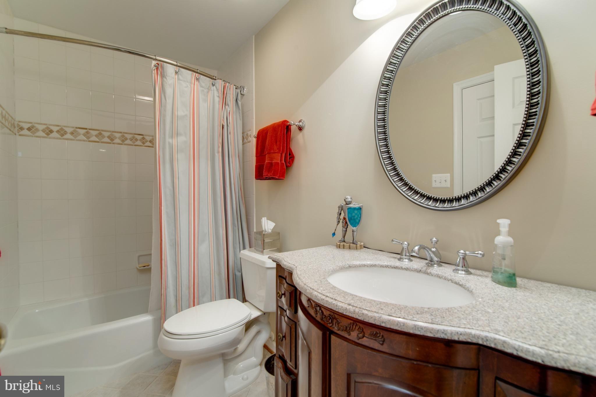 VIRGINIA OAKS - Residential