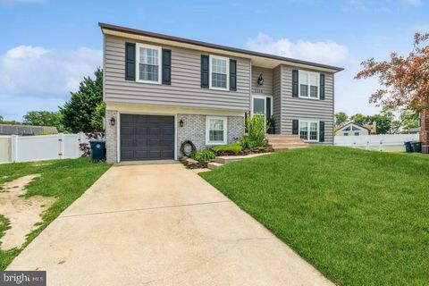 1008 LONDON CIRCLE WILLIAMSTOWN NJ 08094