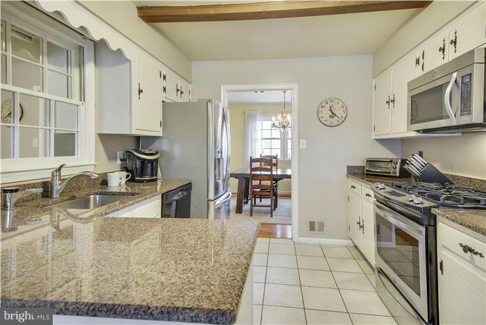 RIVERSIDE PARK HESSICK - Residential