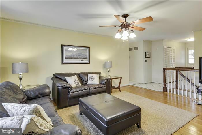 RIVERSIDE PARK HESSICK - Residential