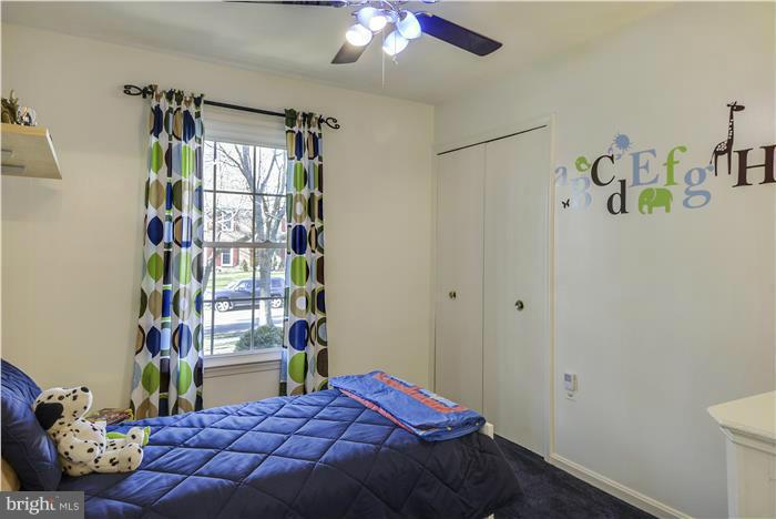 RIVERSIDE PARK HESSICK - Residential