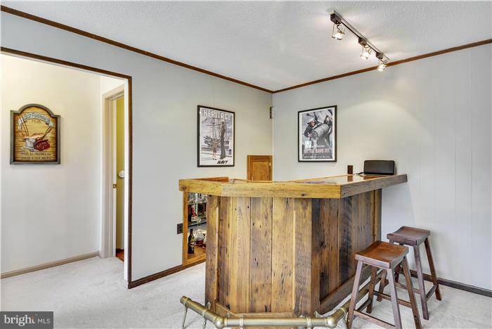 RIVERSIDE PARK HESSICK - Residential