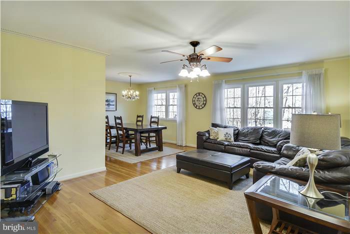 RIVERSIDE PARK HESSICK - Residential