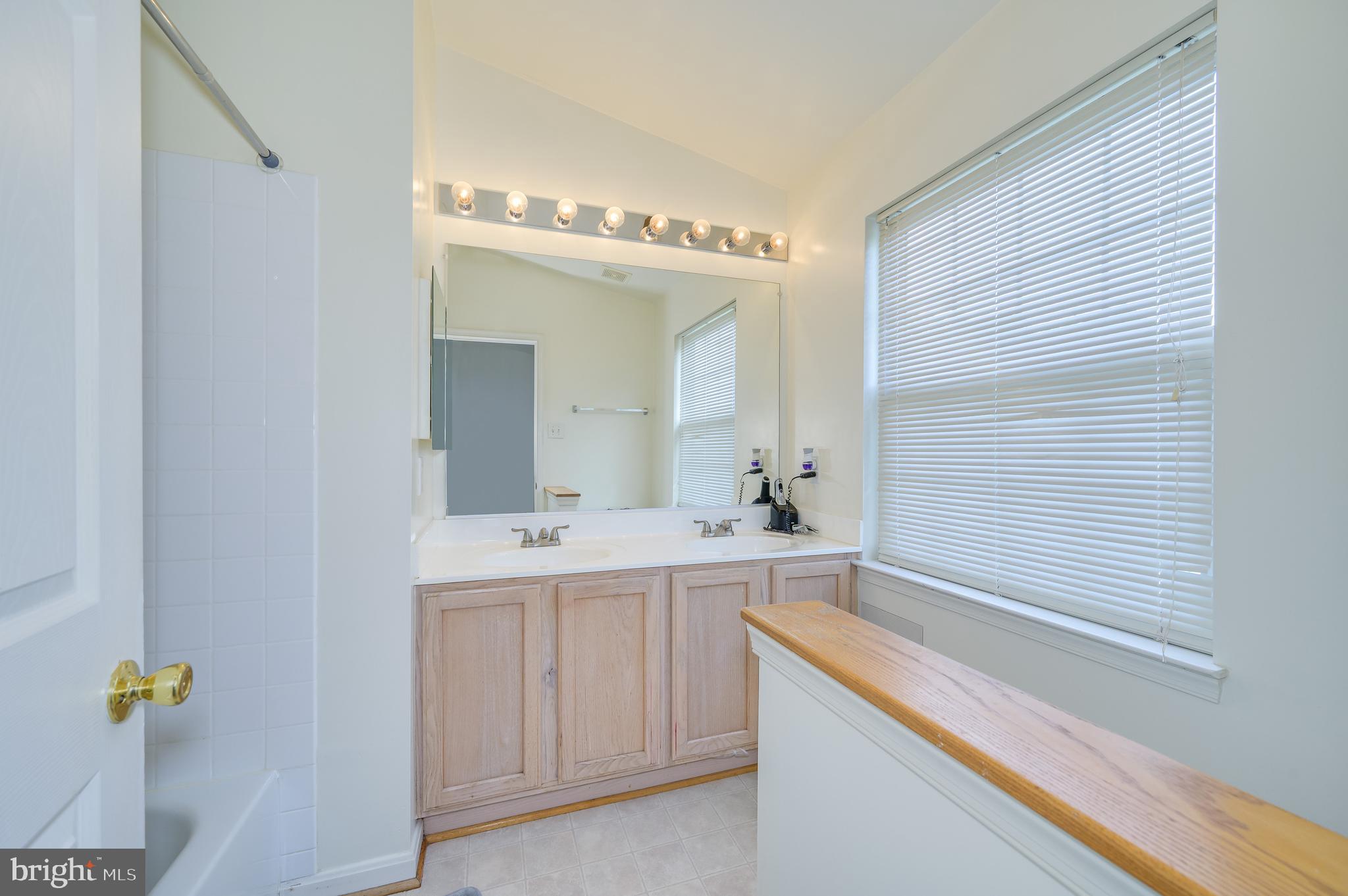 OVERLOOK - Residential