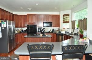 RUSTIC RIDGE-PLAT 1> - Residential