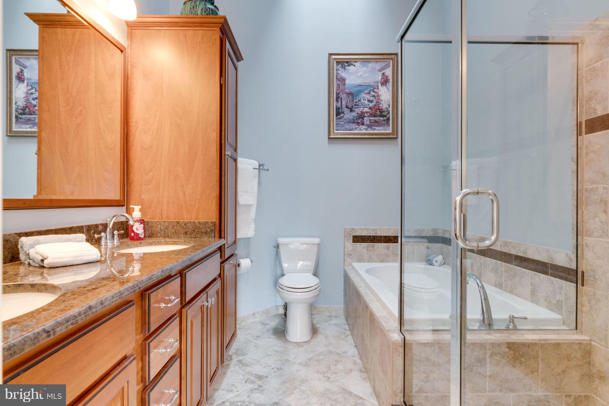 KINGSTOWNE - Residential