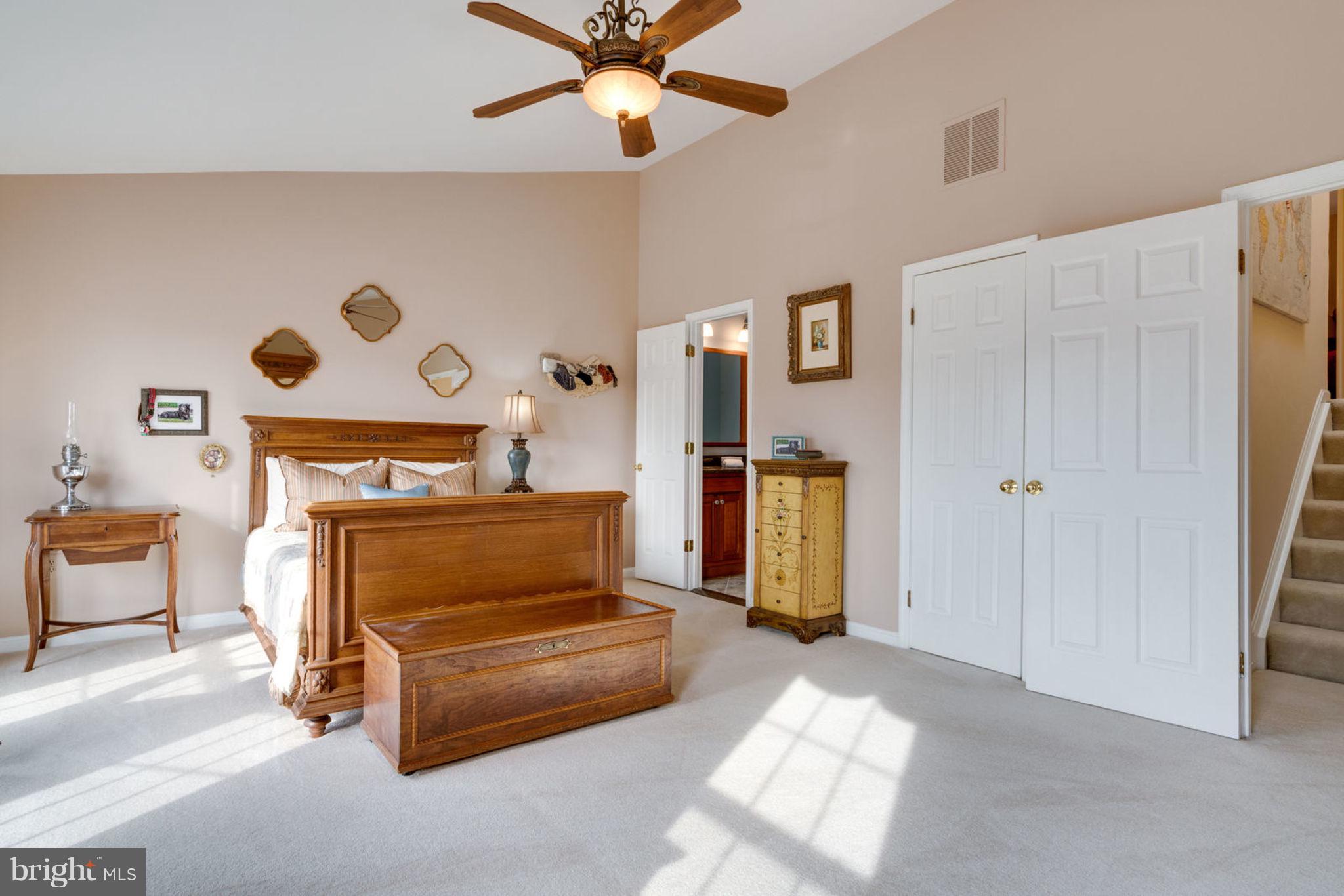 KINGSTOWNE - Residential