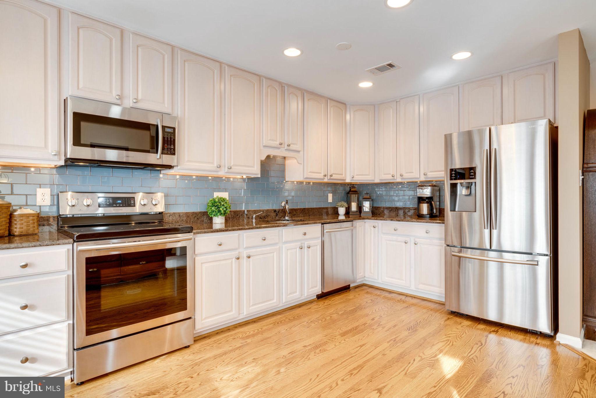 KINGSTOWNE - Residential