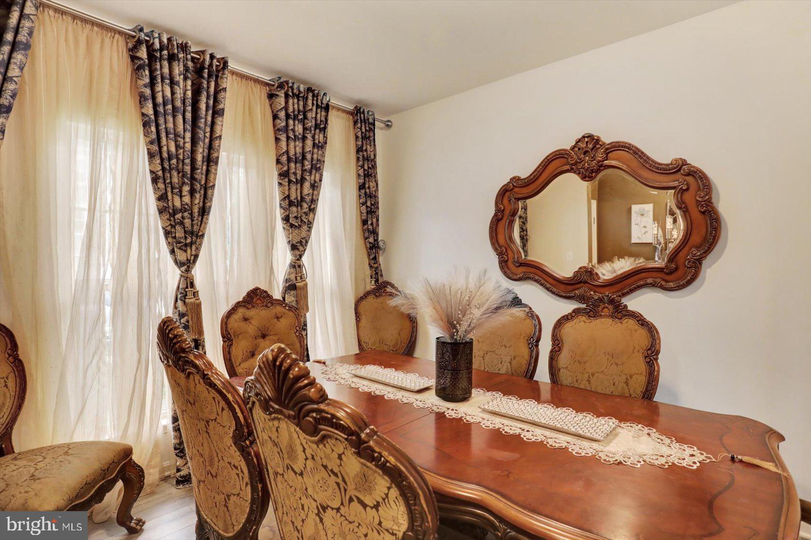 KURTZ SCHOOL VILLAS - Residential