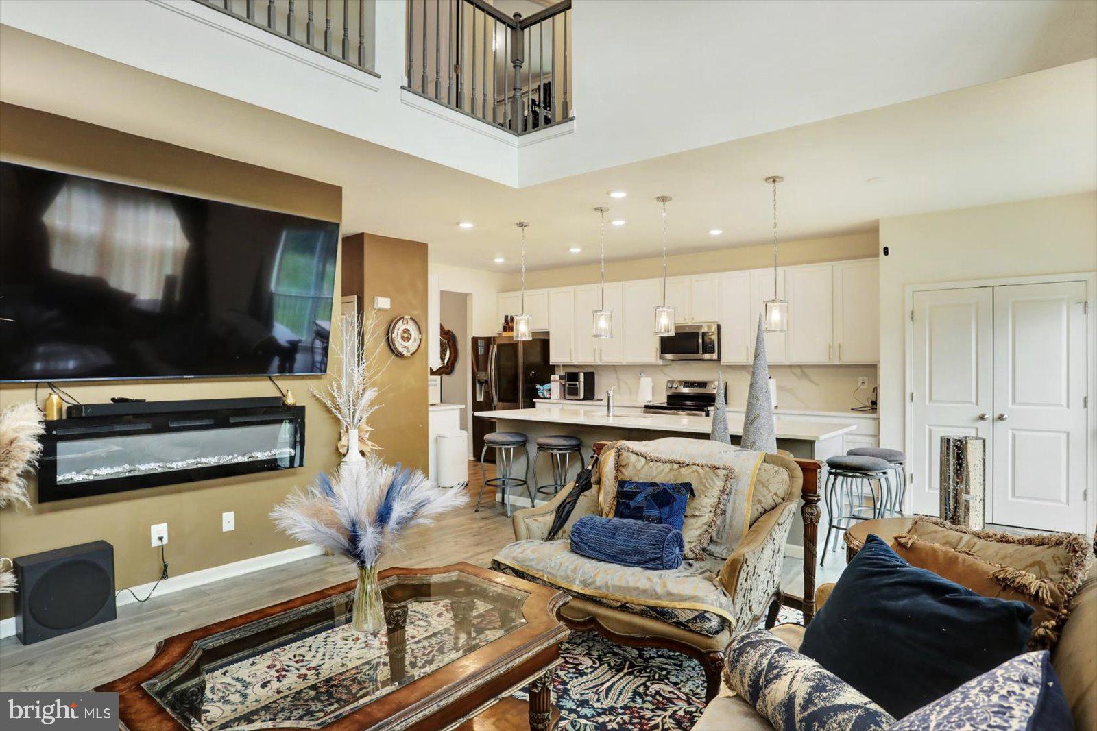 KURTZ SCHOOL VILLAS - Residential