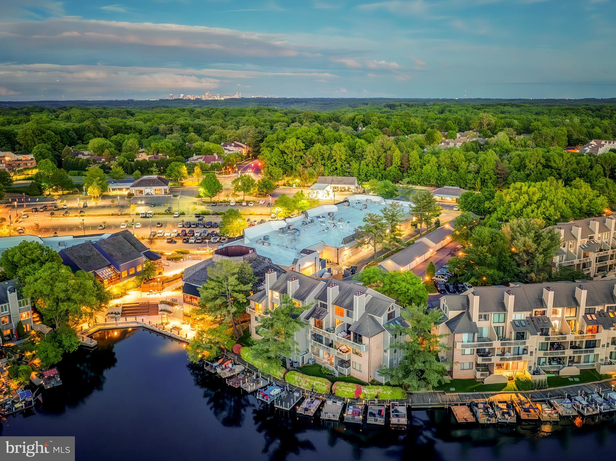 HARBOR POINT - Residential