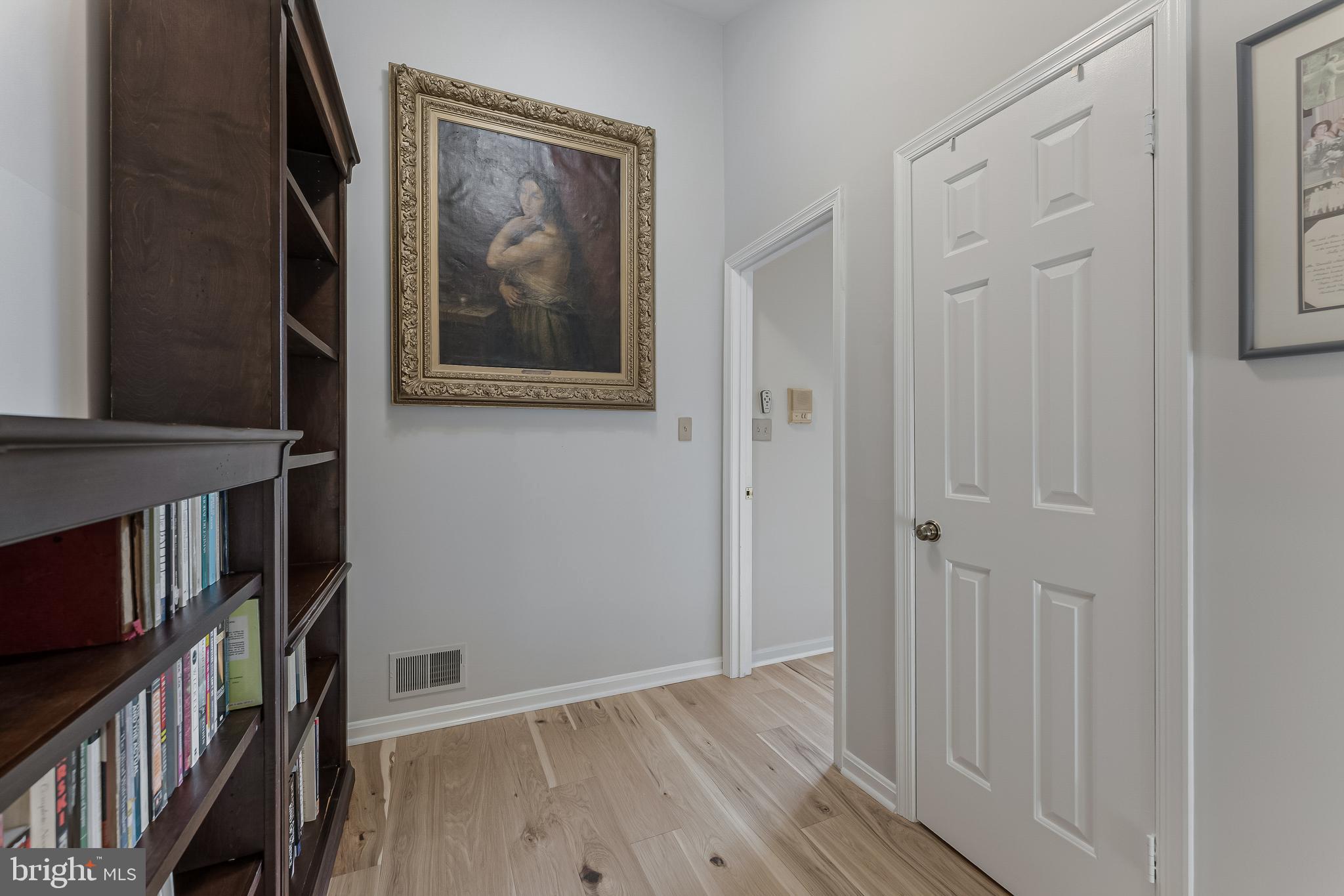 HARBOR POINT - Residential