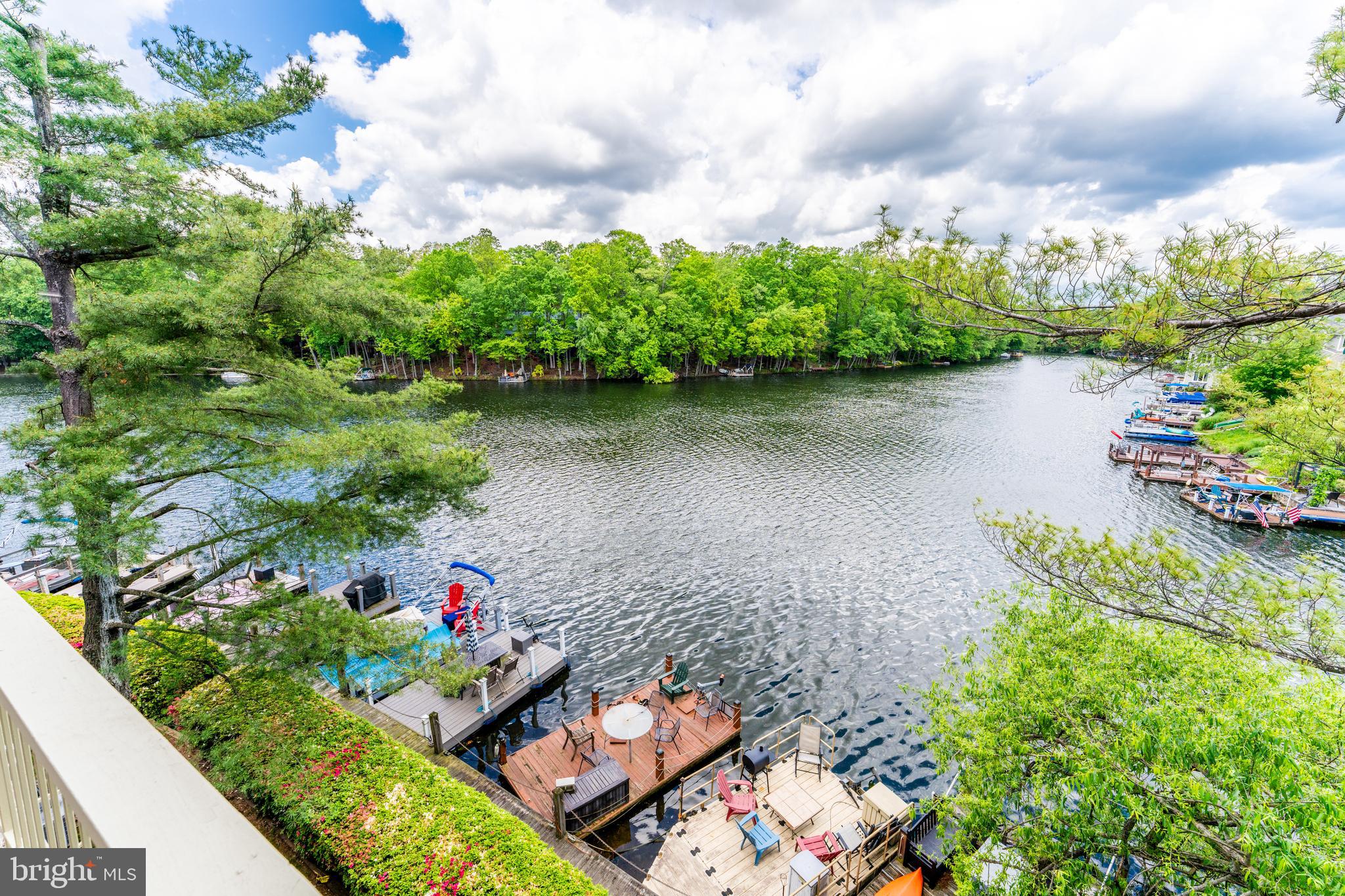 HARBOR POINT - Residential