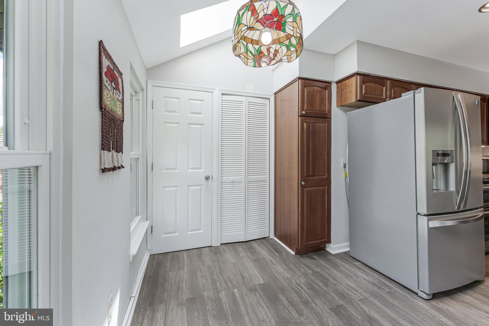 HARBOR POINT - Residential