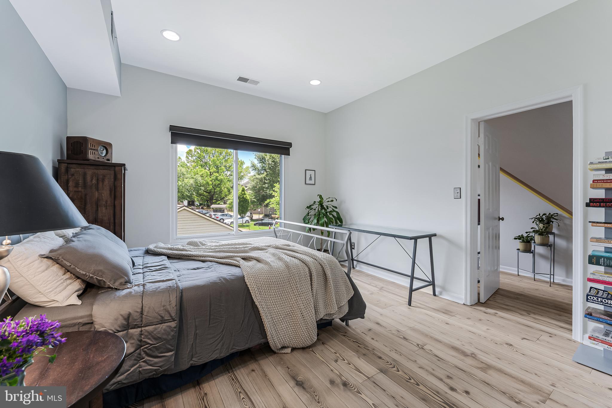 HARBOR POINT - Residential