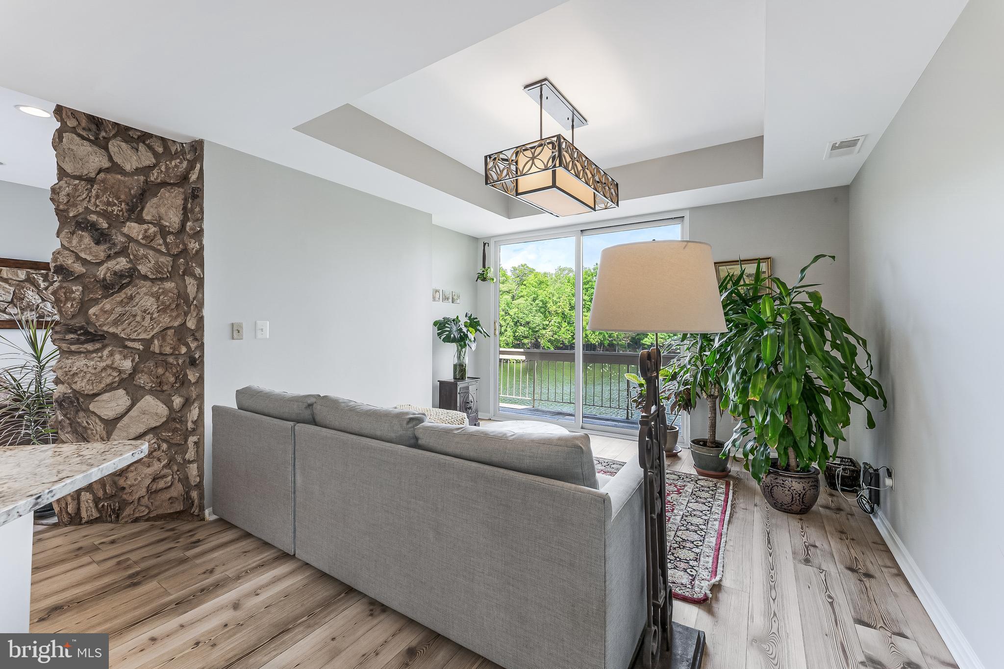 HARBOR POINT - Residential