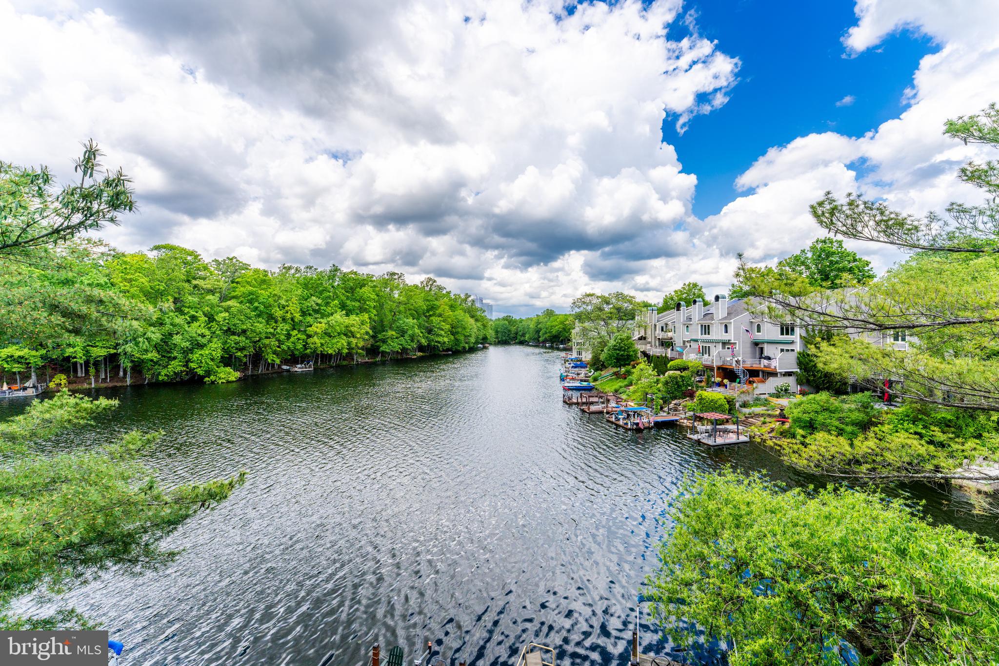 HARBOR POINT - Residential