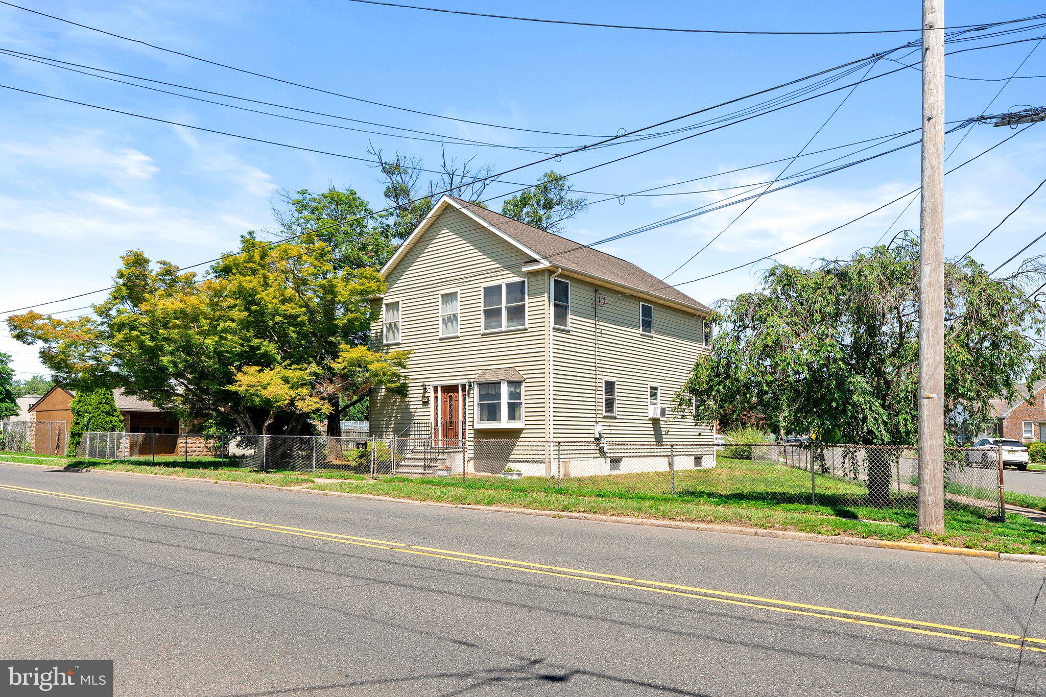 1043 HORNBERGER AVENUE