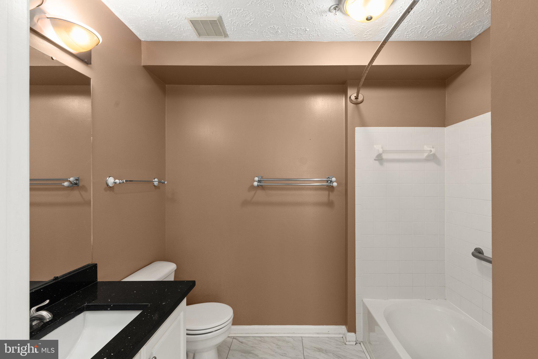 DEVONSHIRE AT WHITEMARSH - Residential