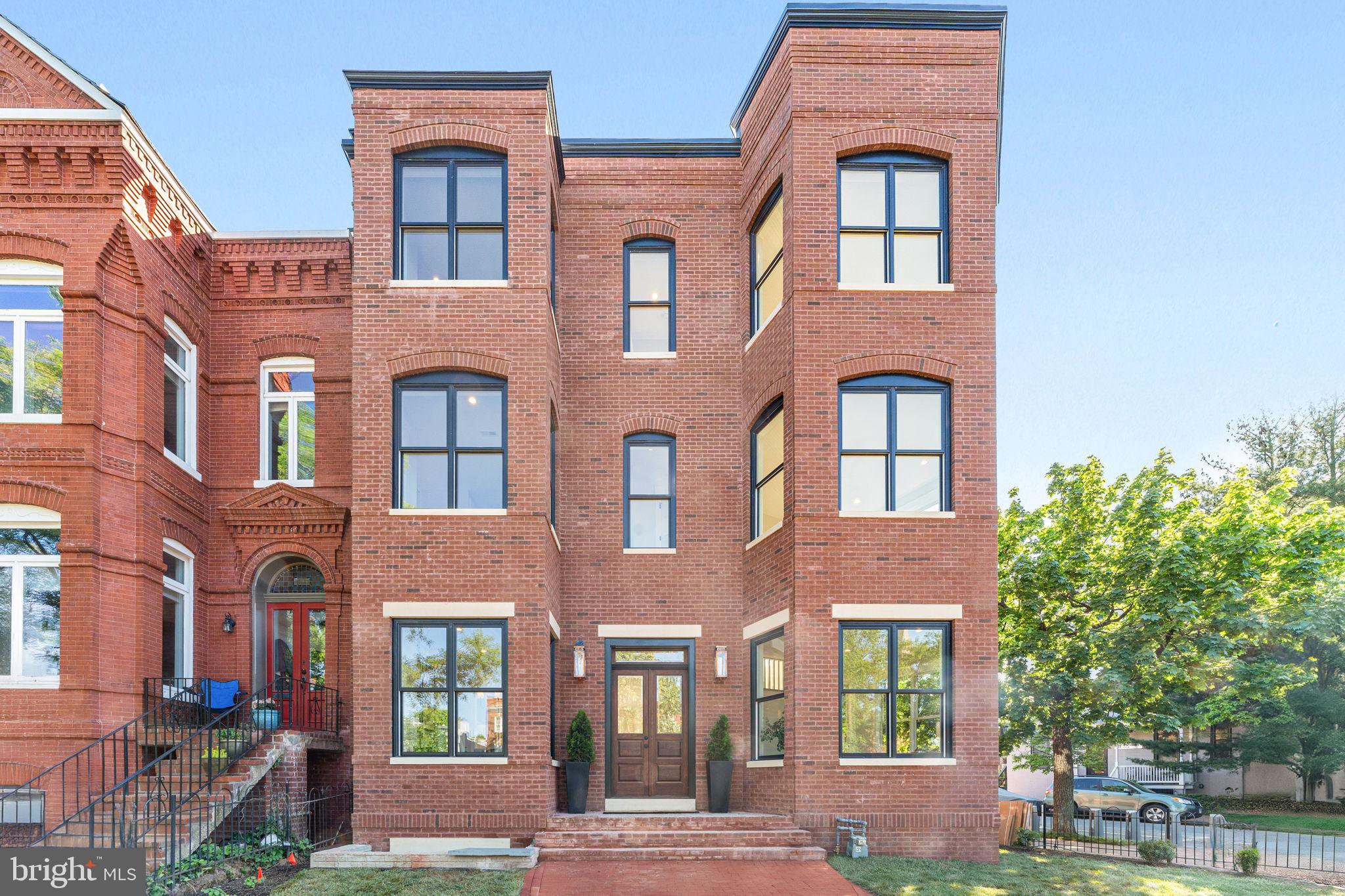 CAPITOL HILL - Residential