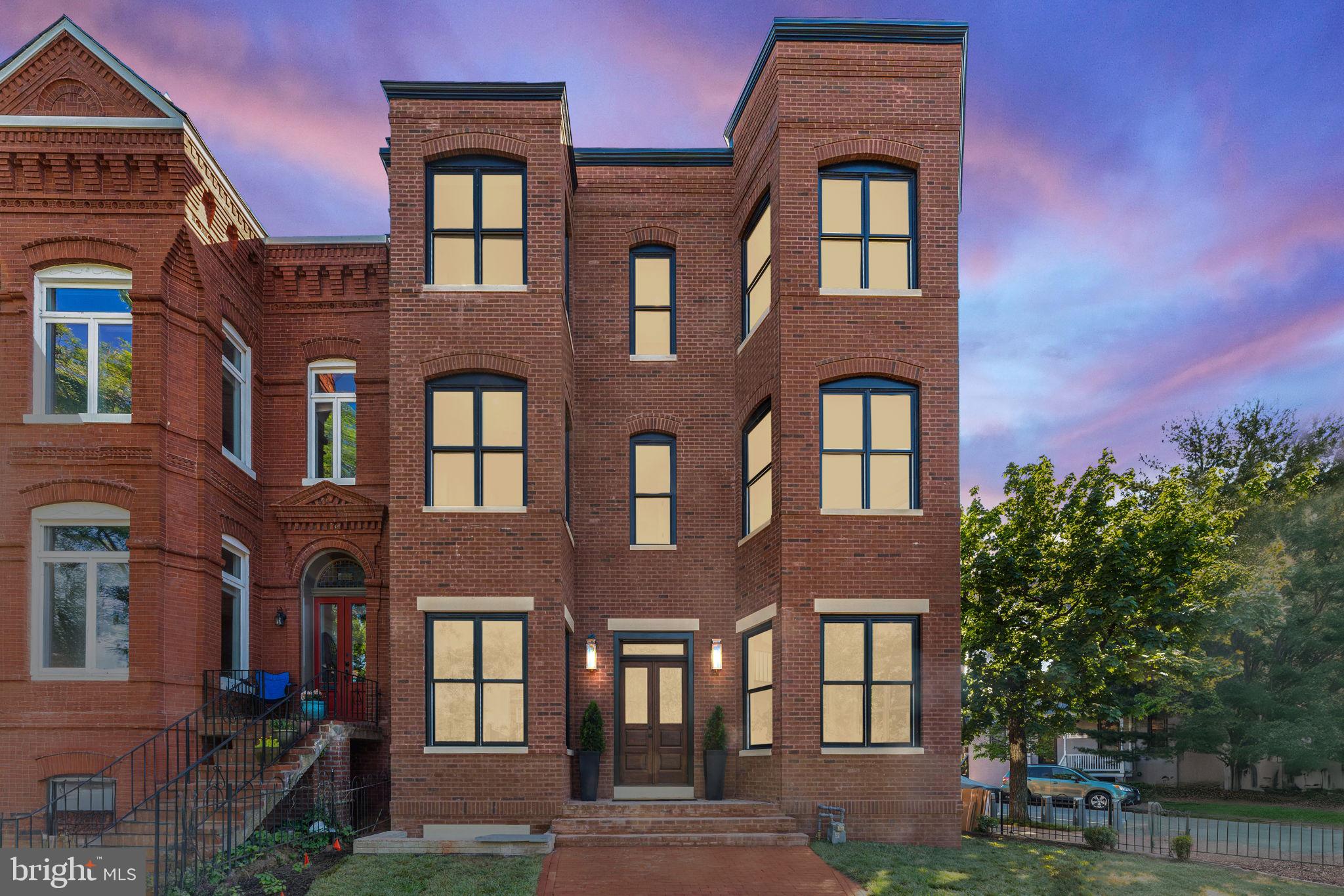 CAPITOL HILL - Residential