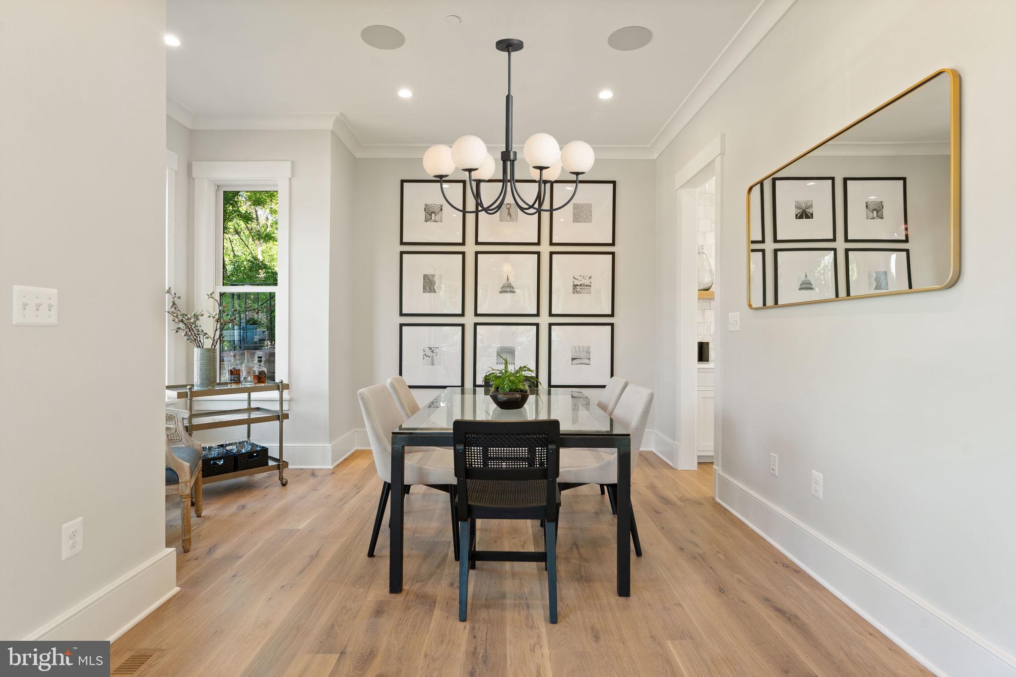 CAPITOL HILL - Residential