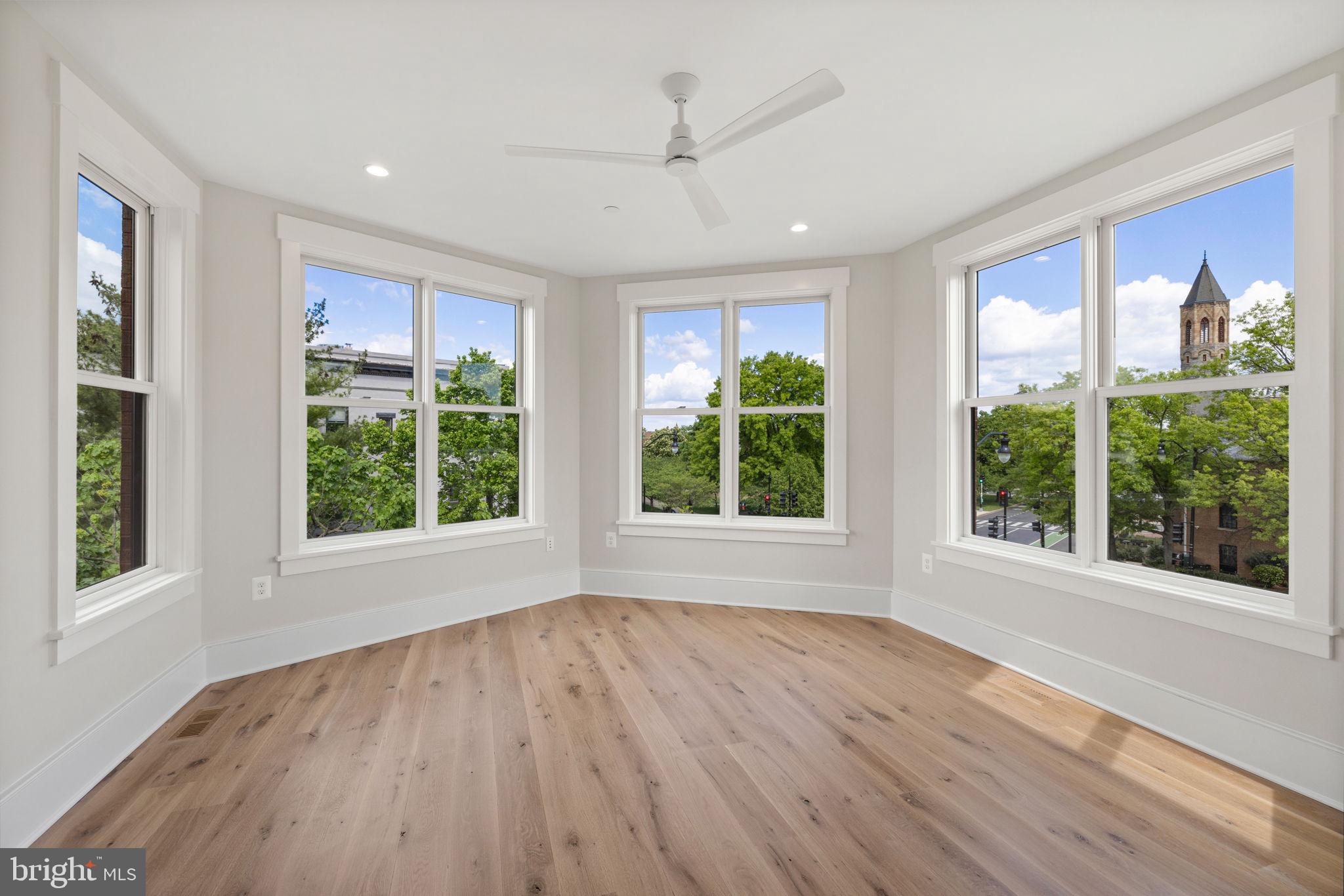 CAPITOL HILL - Residential