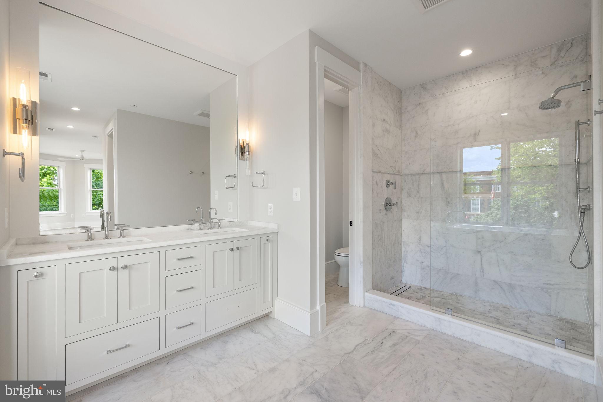 CAPITOL HILL - Residential