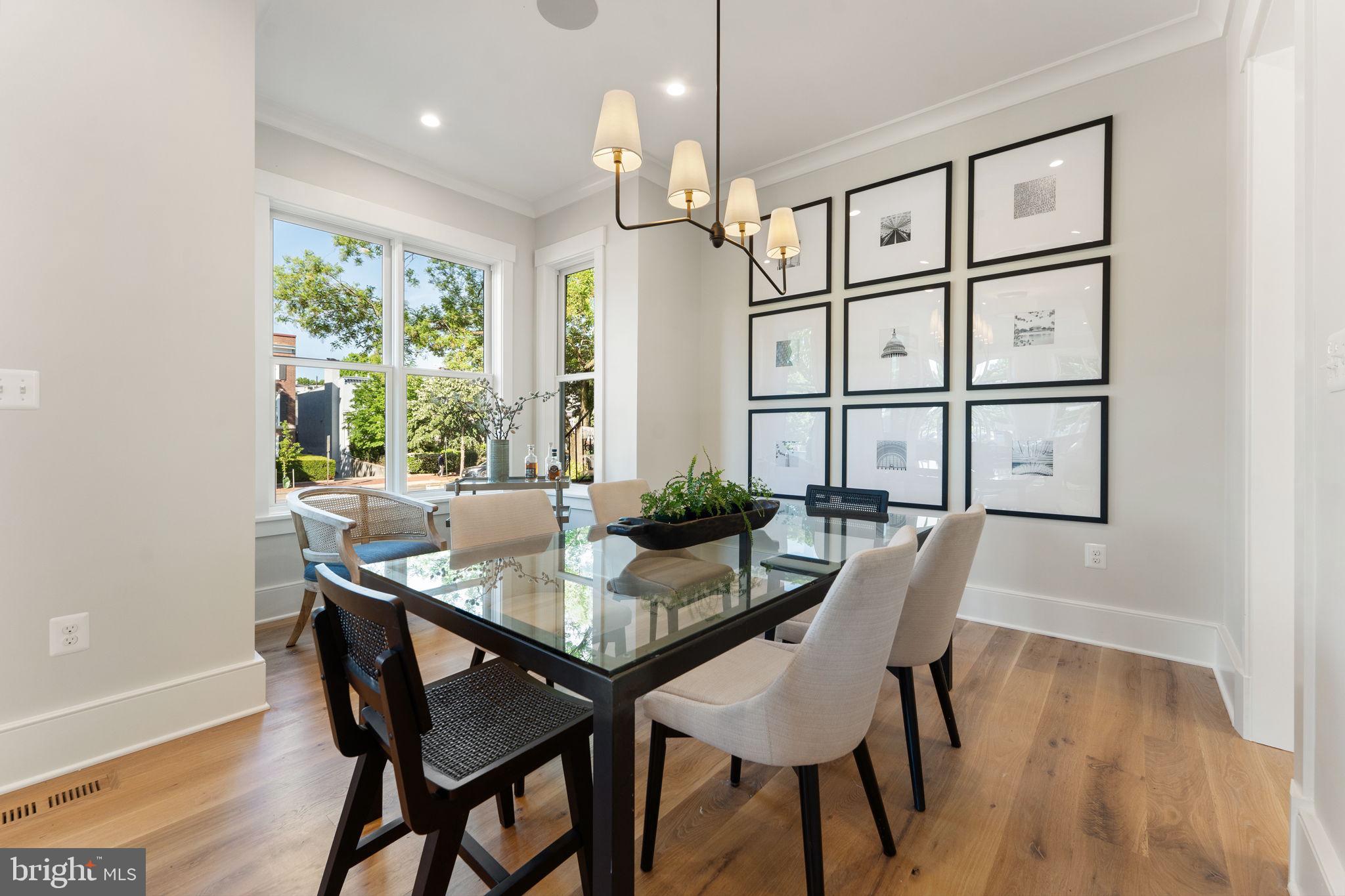 CAPITOL HILL - Residential