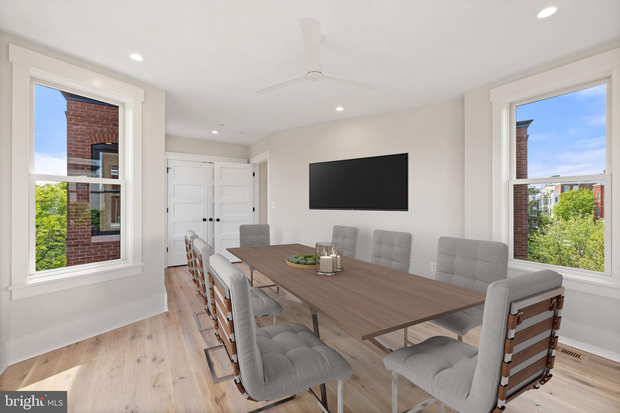 CAPITOL HILL - Residential