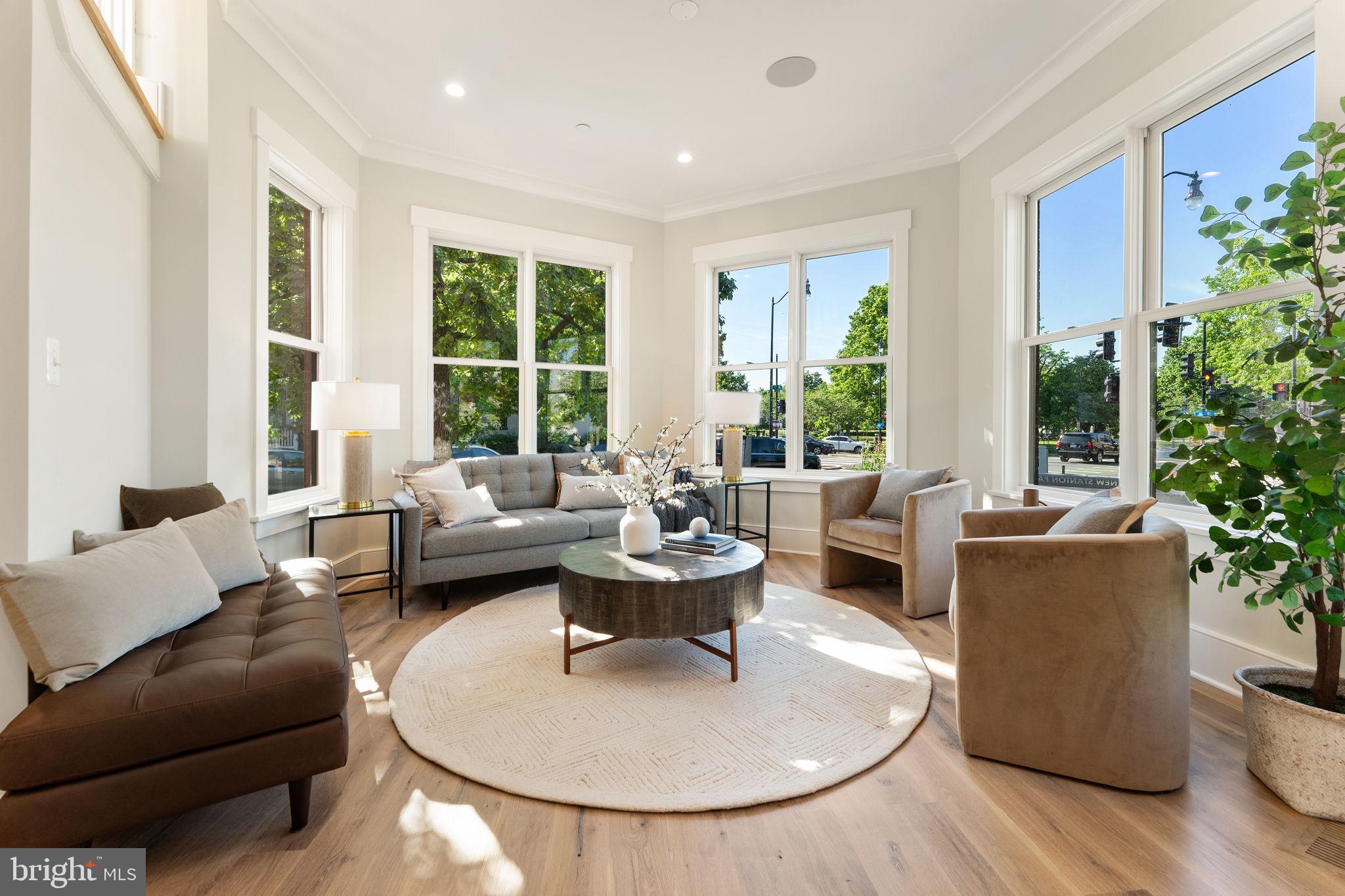 CAPITOL HILL - Residential